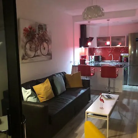 Iguazu Luxurious Near Yumbo Apartamento